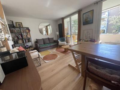 For sale LES CUQUES 2 rooms 51 m2 Bouches du Rhone (13380) photo 2