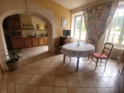For sale 8 rooms 309 m2 Charente maritime (17400) photo 1