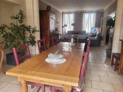 For sale 8 rooms 309 m2 Charente maritime (17400) photo 2