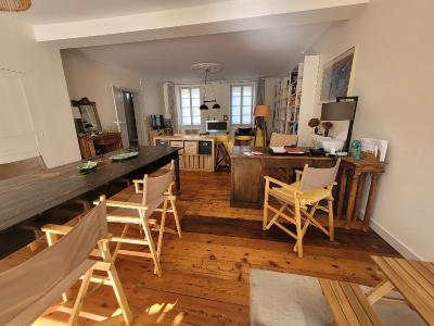 For sale 6 rooms 219 m2 Charente maritime (17400) photo 4