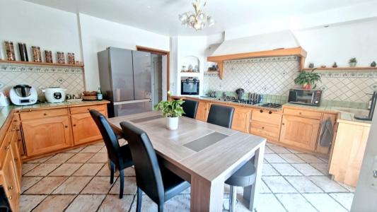 For sale CALME 8 rooms 290 m2 Ain (01320) photo 2