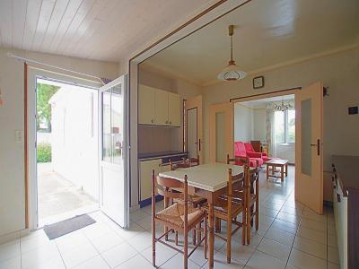 For sale 5 rooms 100 m2 Vendee (85340) photo 3