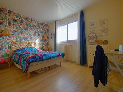 For sale Gare Saint Michel 5 rooms 122 m2 Vendee (85100) photo 4