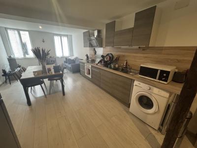 For sale CENTRE VILLE 3 rooms 65 m2 Tarn (81120) photo 2