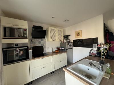For sale Coeur de ville 2 rooms 49 m2 Herault (34340) photo 2