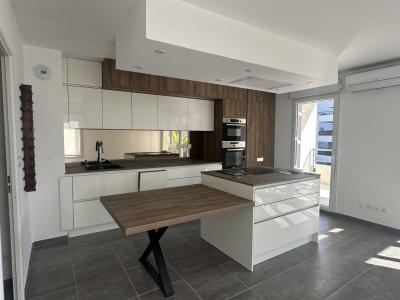 For sale 3 rooms 60 m2 Bouches du Rhone (13012) photo 1