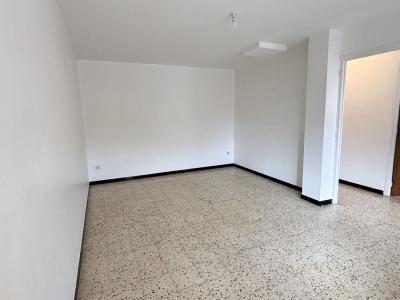 For sale CENTRE VILLAGE 3 rooms 77 m2 Gard (30210) photo 4
