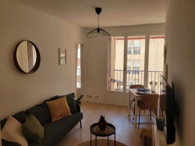 For rent Marseille-10eme-arrondissement 2 rooms 50 m2 Bouches du Rhone (13010) photo 1