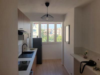 For rent Marseille-10eme-arrondissement 2 rooms 50 m2 Bouches du Rhone (13010) photo 2