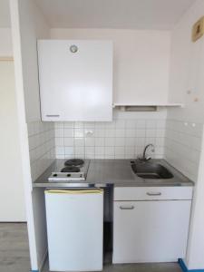 For rent Nantes 1 room 17 m2 Loire atlantique (44000) photo 2