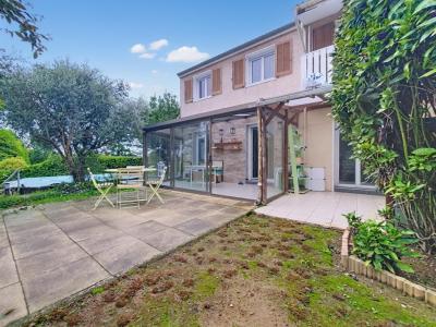 For sale Corbas 4 rooms 112 m2 Rhone (69960) photo 2