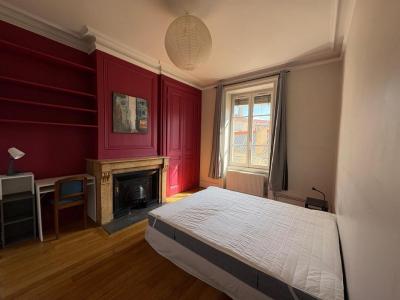 For rent Lyon-7eme-arrondissement 4 rooms 96 m2 Rhone (69007) photo 2