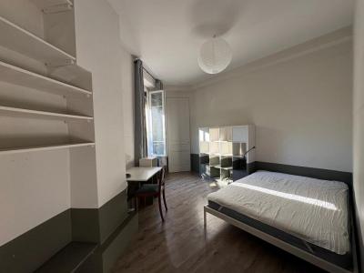 For rent Lyon-7eme-arrondissement 4 rooms 96 m2 Rhone (69007) photo 3