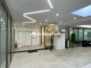 For sale Box office Paris-17eme-arrondissement  385 m2