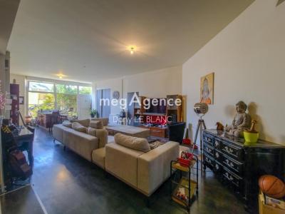 Acheter Appartement Mainvilliers 335900 euros