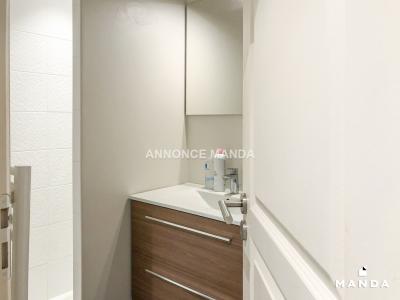 For rent Lyon-3eme-arrondissement 2 rooms 44 m2 Rhone (69003) photo 2