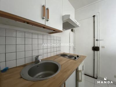 For rent Levallois-perret 2 rooms 24 m2 Hauts de Seine (92300) photo 3