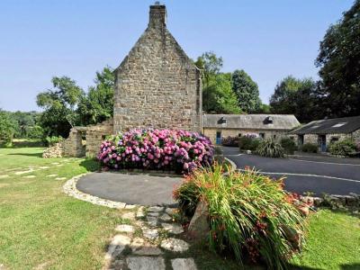 For sale Quimper 14 rooms 600 m2 Finistere (29000) photo 3