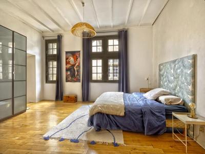 For sale Bordeaux 3 rooms 97 m2 Gironde (33000) photo 2