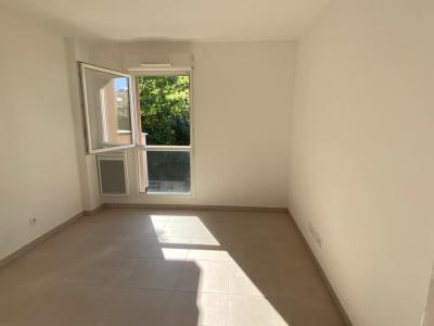 For sale Montpellier 2 rooms 50 m2 Herault (34070) photo 2