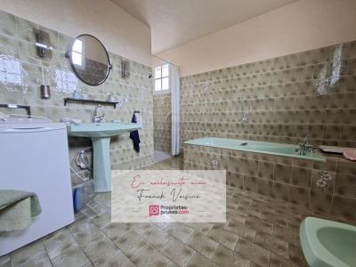 For sale Saint-paul-en-pareds 6 rooms 137 m2 Vendee (85500) photo 4