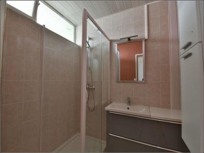 For sale Mourenx 5 rooms 89 m2 Pyrenees atlantiques (64150) photo 4
