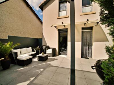 For sale Quincieux 4 rooms 83 m2 Rhone (69650) photo 2