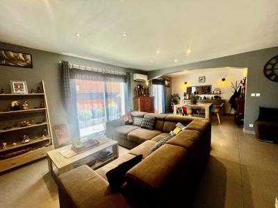 For sale 6 rooms 135 m2 Gard (30800) photo 3