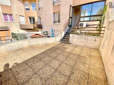 For rent Villeurbanne 4 rooms 81 m2 Rhone (69100) photo 3
