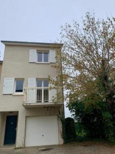 For sale Meximieux 4 rooms 84 m2 Ain (01800) photo 1