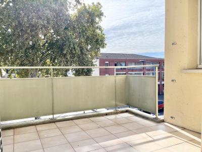 Louer Appartement 40 m2 Castelginest