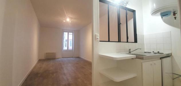 For rent Roanne 1 room 32 m2 Loire (42300) photo 1
