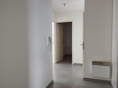 Louer Appartement Troyes 557 euros