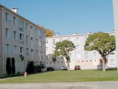 For rent Lapalud 3 rooms 62 m2 Vaucluse (84840) photo 0