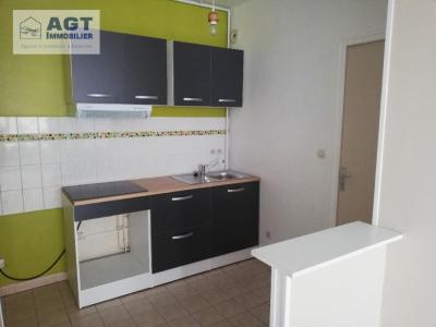 For rent Beauvais 2 rooms 39 m2 Oise (60000) photo 2