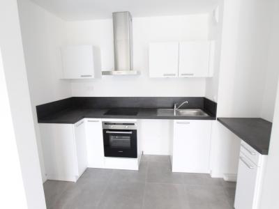 For rent Nantes 3 rooms 64 m2 Loire atlantique (44000) photo 2