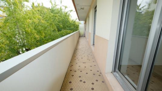 For sale Saint-etienne 3 rooms 70 m2 Loire (42000) photo 1