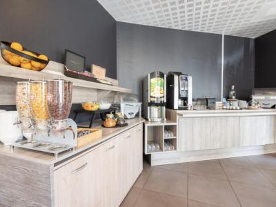 For sale Narbonne 1 room 20 m2 Aude (11100) photo 3