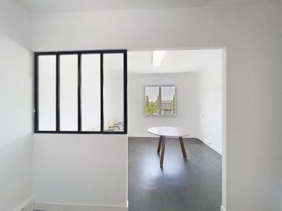 For rent Bruges 90 m2 Gironde (33520) photo 4
