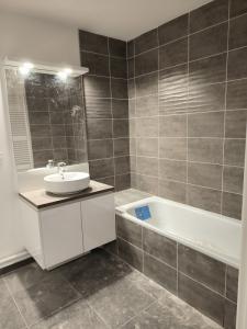 For rent Villefranche-sur-saone 3 rooms 68 m2 Rhone (69400) photo 1