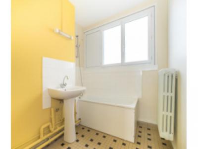 For rent Creusot 3 rooms 55 m2 Saone et loire (71200) photo 3
