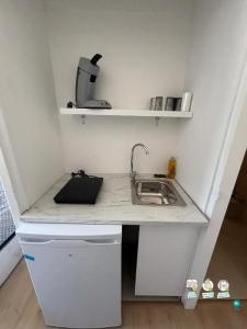 For rent Amelie-les-bains 1 room 17 m2 Pyrenees orientales (66110) photo 2