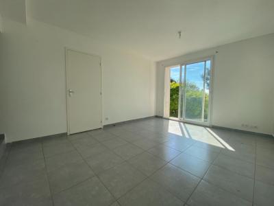 For rent Villeneuve-les-avignon 3 rooms 95 m2 Gard (30400) photo 1