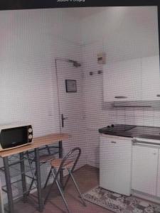 For rent Maisons-alfort 1 room 15 m2 Val de Marne (94700) photo 0