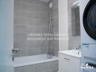 For rent Bordeaux 5 rooms 9 m2 Gironde (33800) photo 4