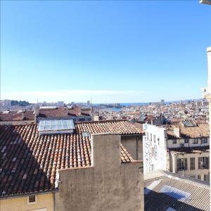 For rent Marseille-6eme-arrondissement 3 rooms 66 m2 Bouches du Rhone (13006) photo 2