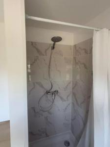 For rent Cenon 1 room 14 m2 Gironde (33150) photo 4