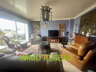 For sale Saint-gilles-croix-de-vie 6 rooms 170 m2 Vendee (85800) photo 0