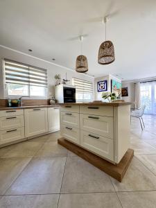 For sale Beziers 4 rooms 100 m2 Herault (34500) photo 4