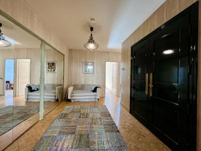 For sale Agen 5 rooms 235 m2 Lot et garonne (47000) photo 3